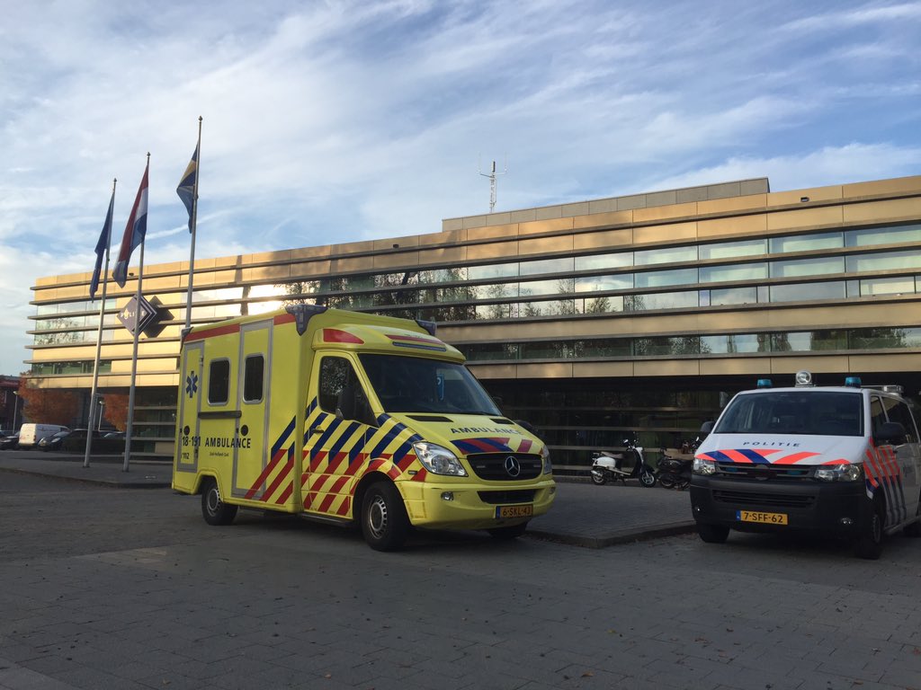 Ook wij zijn aanwezig bij boekpresentatie over Twittercop <a href="/DJ_Grootenboer/">Dirk-Jan Grootenboer</a> #durftedelen
