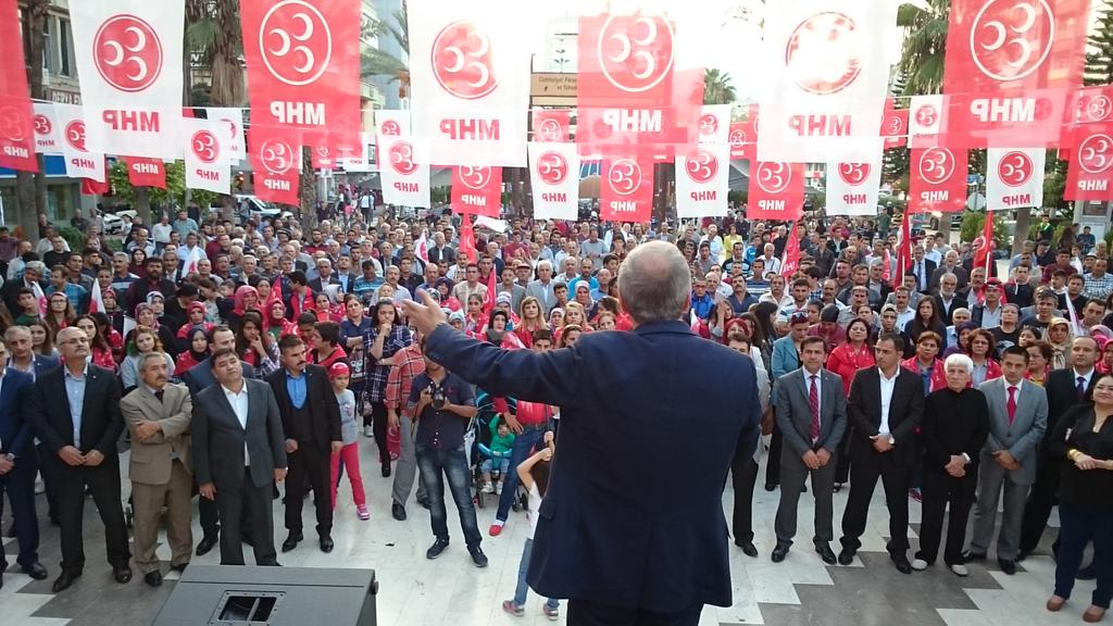 ahmet__yurdakul's tweet photo. An itibariyle Kumluca, meydanlara sığmıyor Allah'ın izniyle Akdeniz'in ve Toros'ların tüm.. https://t.co/PzYyvbe8bi https://t.co/dyQdrkcoXW