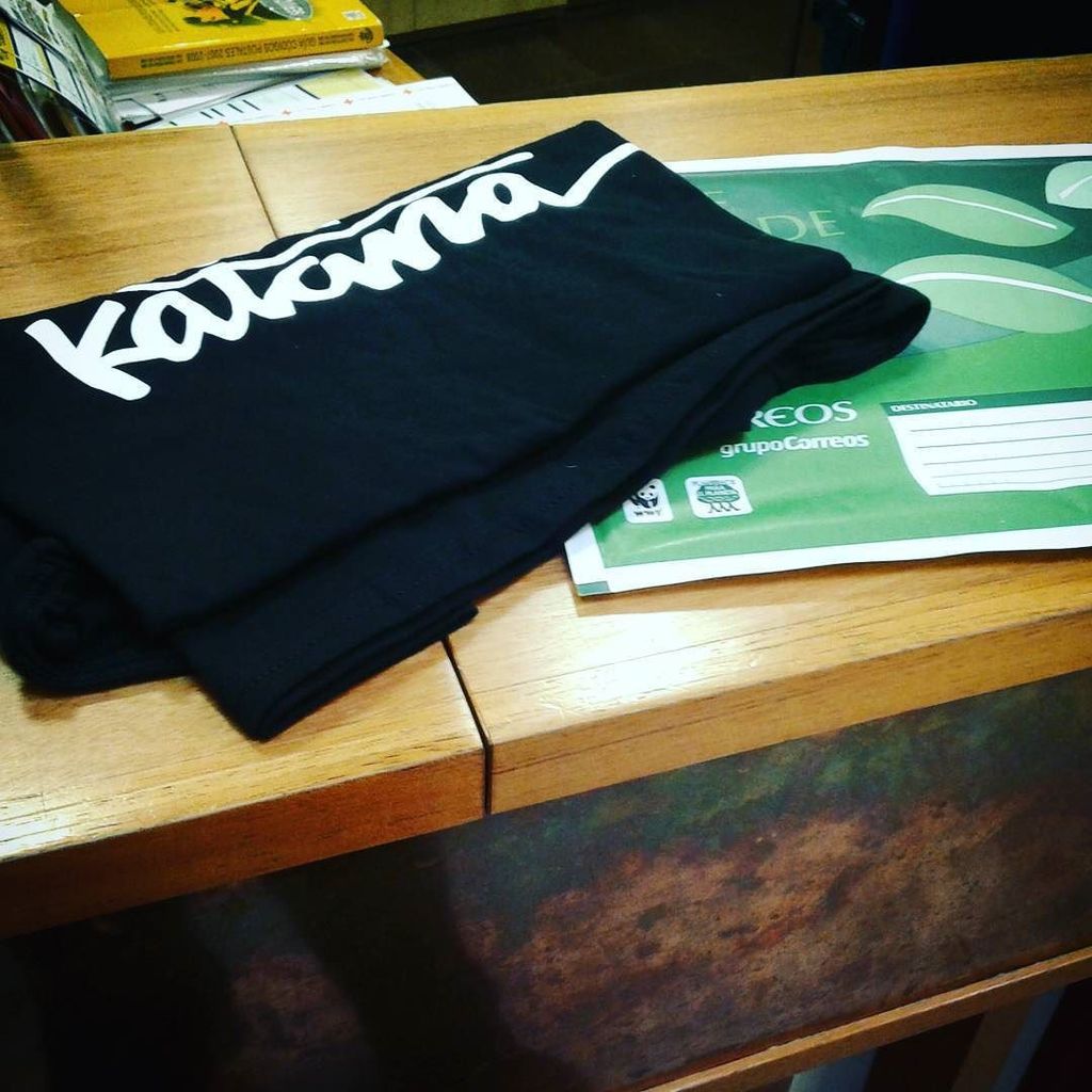 comandokatana's tweet photo. Otro envío de ropa que se nos va !! Realiza tu pedido en nuestra tienda online : https://t.co/CI5cI2p3No #comandoka… https://t.co/ZWzCm9dgas