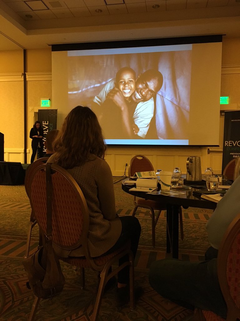lemonraindrop's tweet photo. Sometimes, telling their story is worth everything you've got. #MasterfulMarketers #revolveconf #TheStoryteller https://t.co/66bKxcLLcd