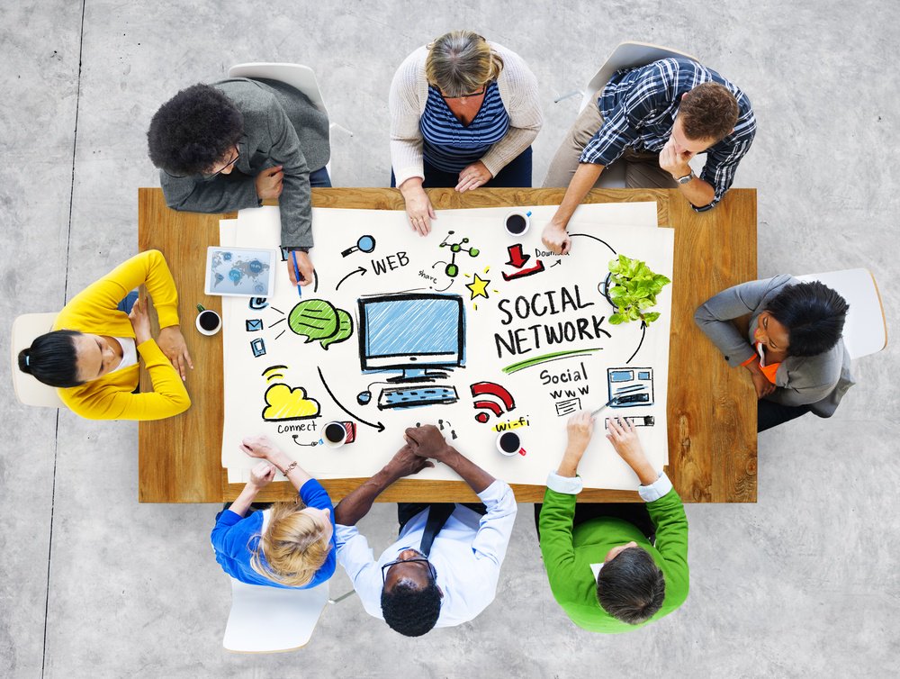 Your #SwimmingPool: The Original Social Network hubs.ly/H01lqKY0 by <a href="/LathamPool/">Latham Pool</a>