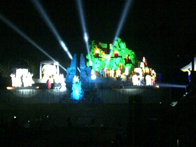 nnaeozora's tweet photo. #gua sunyaragi #CirebonToday  #Gotrasawala2015 kerrreeeeen banggeeeettt .... https://t.co/yNcSubPFyI