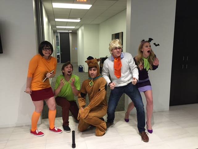 JoshTTU's tweet photo. The usual Halloween festivities @TopSpotIMS today! #MysteryCrew #TeamEeek https://t.co/tzG3RpPISY