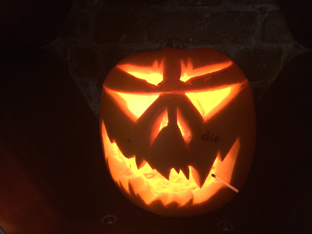 WaveRecSolution's tweet photo. 9 Wave pumpkin faces.retweet your fave @win scary prize.no.1:mark's monster https://t.co/FYNO3UppZW #CreativeBetter https://t.co/NKS6MP84HU