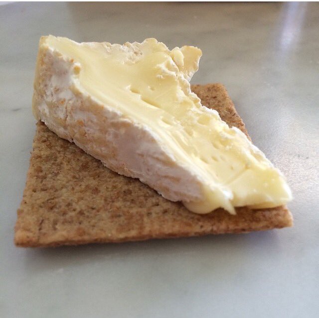 harperandblohm's tweet photo. This weekend we are offering 20% OFF @SheridansCheese Irish crackers #brownbread #mixedseed #ryeandlinseed https://t.co/m1mLJLA3kH