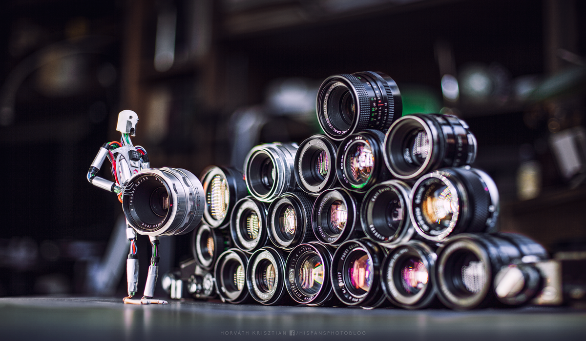 DeviantArt's tweet image. &quot;Robot help&quot; is a whimsical look at the day-to-day life of the average photographer. bit.ly/1RDXybv
