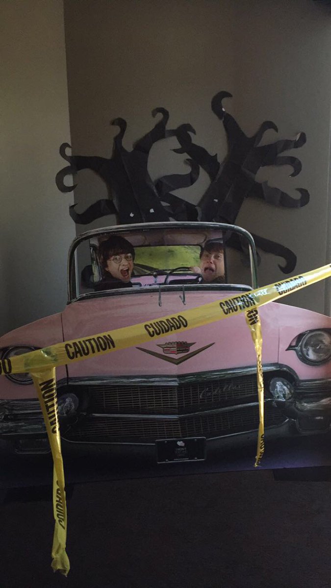 MKPinkCaddy's tweet photo. Check out the spooktacular characters that came to @MaryKay's Halloween celebration! https://t.co/pZ5k1dQq2U https://t.co/nSmJaXEX4U