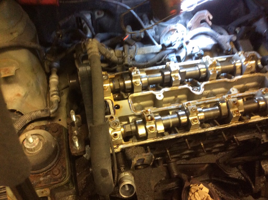 nwsstech's tweet photo. New head gasket and timing belt going in a Chev Optra. Driver abuse. #nwssTTA3C #nwssTTA4C @mskneider https://t.co/FSgLVNtF6c