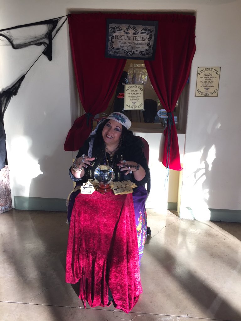 Madam Zena sees all! Have her tell your fortune and donate to the <a href="/VermontFoodbank/">Vermont Foodbank</a> #HalloweenExpressVT