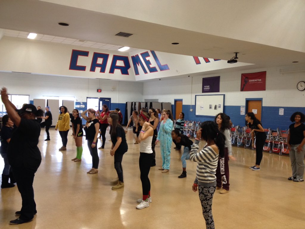 CHSDanceTeamNY's tweet photo. S|O to the #CHSStepTeam for coming by practice yesterday 😎💙❤️ https://t.co/BFwbunfhbx