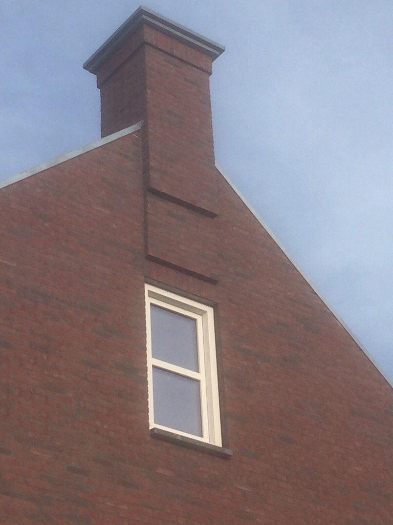 OVTontwikkeling's tweet photo. Vandaag een prachtige woning op Urk mogen opleveren aan zwanie en @KKoffeman mooi werk van @HoekmanOost https://t.co/d5jXqskGsM