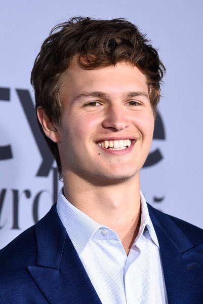 AnselElgortFR's tweet photo. Ansel aux InStyle Awards il y a 2 jours https://t.co/ncQLxFT4RF