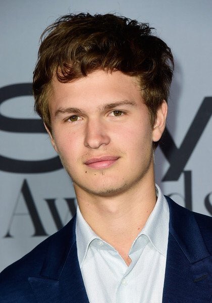 AnselElgortFR's tweet photo. Ansel aux InStyle Awards il y a 2 jours https://t.co/ncQLxFT4RF