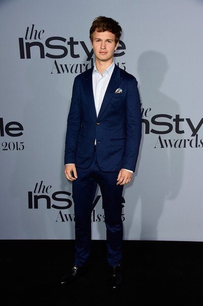 AnselElgortFR's tweet photo. Ansel aux InStyle Awards il y a 2 jours https://t.co/ncQLxFT4RF