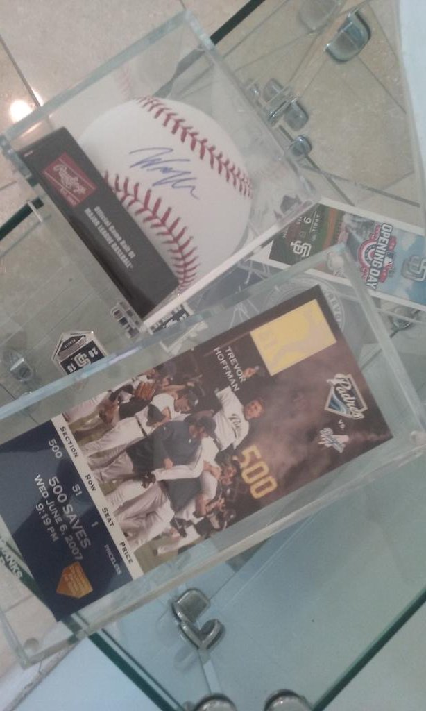 juanlargo322's tweet photo. Thank you @Padres #CompadresRewards @wilmyers autograph ball... also @THoffman51 #500Saves ticket #ThisIsAwsome https://t.co/BQODH1V9rL
