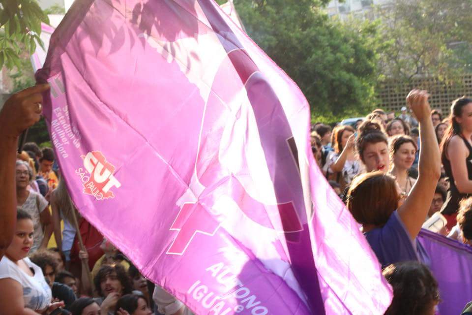 CUT_Brasil's tweet photo. Vem pra rua SP!! Contra o #PL5069 #MulheresContraCunha https://t.co/IYlfzSVxMz