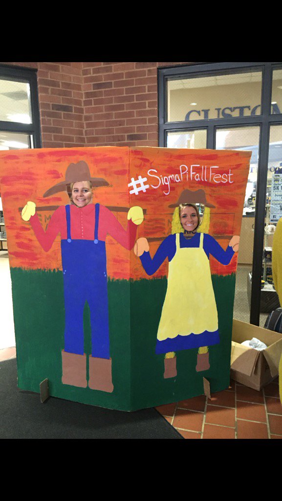 KMGilliland's tweet photo. #sigmapifallfest AGD ❤️💛💚 @AGDRockAThon https://t.co/pSN2rdbXBz