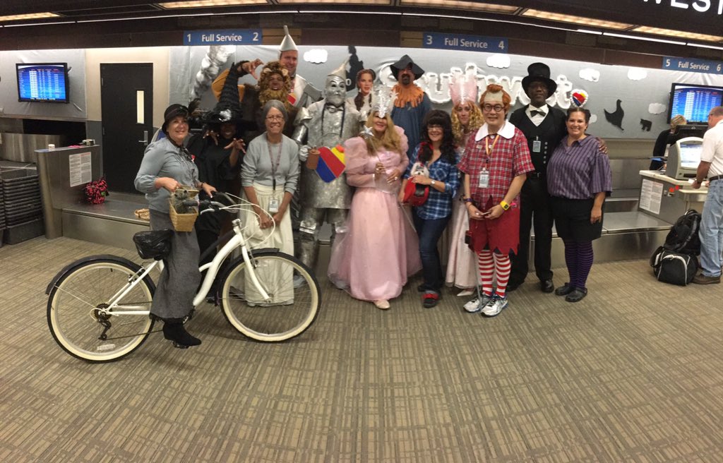 AlexisTBBJ's tweet photo. The scene just now @FlyTPA where @SouthwestAir employees have transformed. @TBBJnewsroom #TBBJboo https://t.co/6gpJXEe0Fz