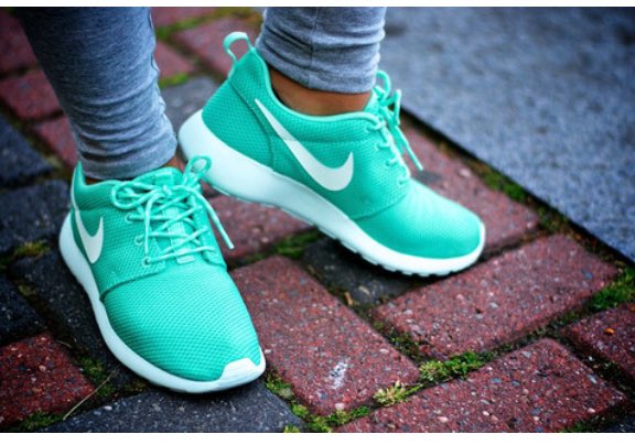 IonlyHearMoney's tweet photo. FAV if you like these roshes 😍

Get these at: 👉🏽https://t.co/ryerd2CH8O👈🏽

Use promo code "FASHION" for 10% off ‼️ https://t.co/PGOIx0ZWez