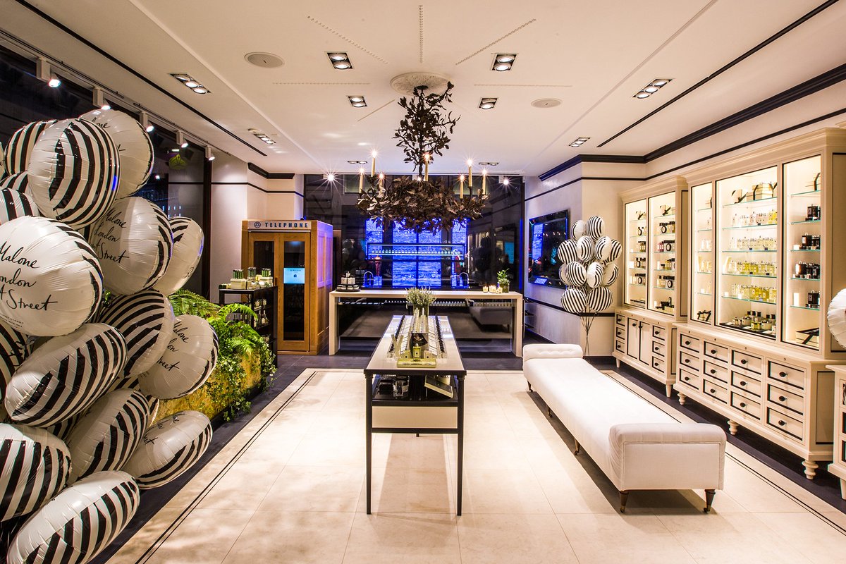 Tatlermagazine's tweet image. Inside the new Jo Malone boutique on Regent Street...
tatler.uk/rxOcbo