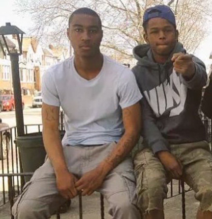_Cumberlandst's tweet photo. Free My Guys @quaddyOt7 @7hunnit_jeff 💯💪🏾#TheyWitThaDumbShit https://t.co/MxqY2pxSQy