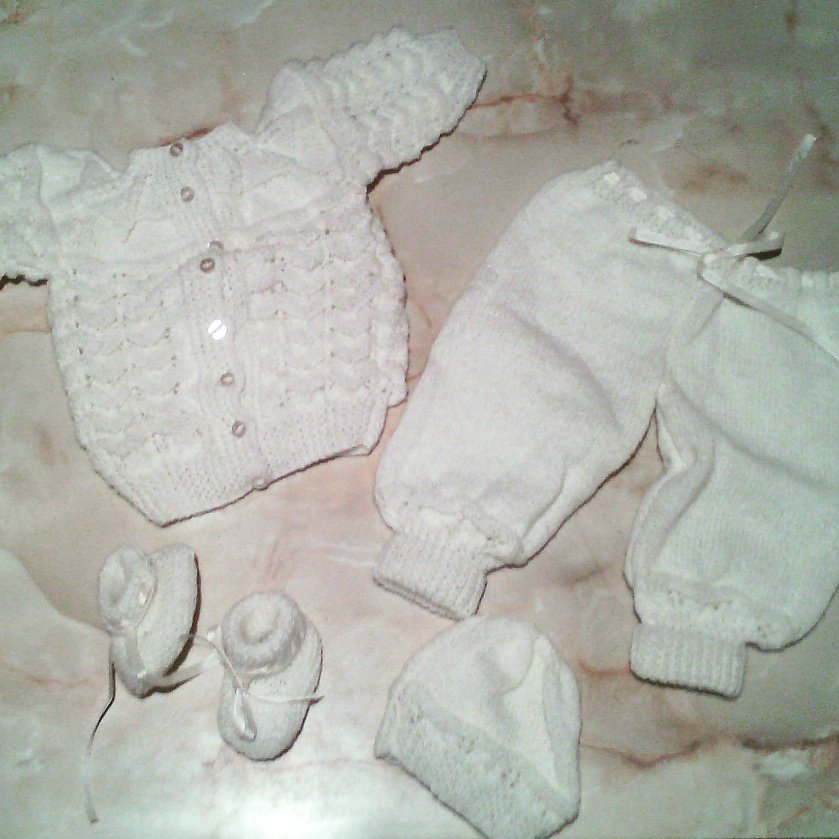 Magarabinski's tweet photo. Alguien recibió un regalito ♥ #ParaMiBebe :) https://t.co/t25aHQfDZ6