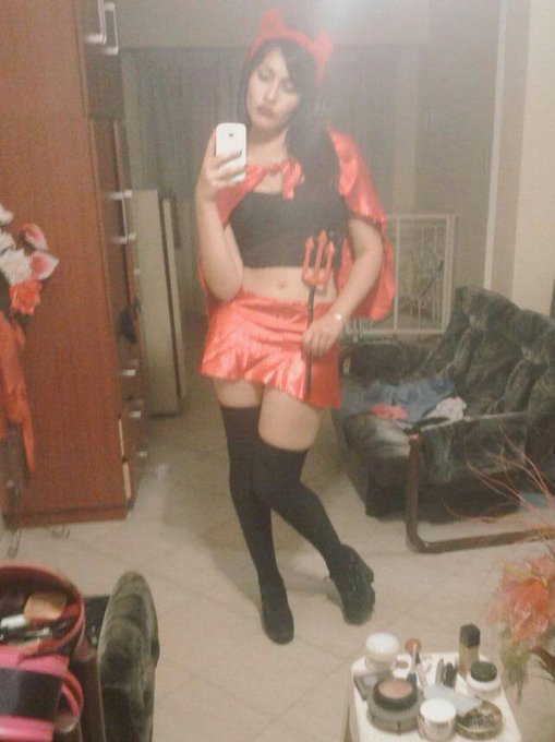 #QuieroMiDisfraz @quieromusicatv Mi disfraz de Halloween del a&ntilde;o pasado. Besoos chicos 😘😈 https://t.<a href="/tag/quieromidisfraz"class="tags">#QuieroMiDisfraz</a><a class="tags" target="_blank" title="On Twitter" href="/?out=eyJ0eXAiOiJKV1QiLCJhbGciOiJIUzUxMiJ9.eyJpYXQiOjE3MjQ2MjcxOTMsImlzcyI6InR3cG9ybnN0YXJzLmNvbSIsIm5iZiI6MTcyNDYyNzE5MywiZXhwIjoxNzU2MTYzMTkzLCJyZWRpcmVjdF91cmwiOiJodHRwczovL3R3aXR0ZXIuY29tL3F1aWVyb211c2ljYXR2In0.nvWFQR2sy4VgrJqVAEtLRSmdXkMDcLvArRQW9KT9DZvzNxygH7Mww3uDcqYUjXSttDr4wShMa9HXWnQUl65pgg">@quieromusicatv</a>