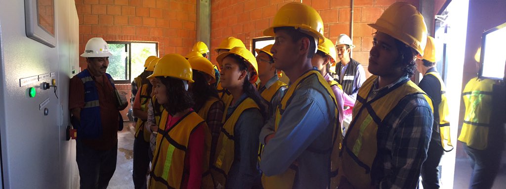 ecatuxtla's tweet photo. Con la finalidad de conocer el proceso de tratamiento de las aguas residuales en Tuxtla Gtz; del Río Sabinal. https://t.co/vX2lw28S0Y
