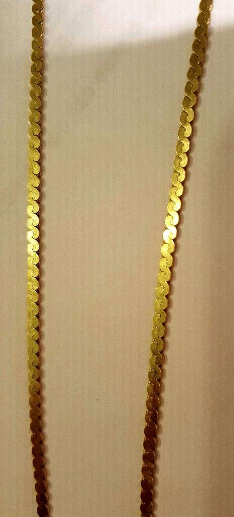 RoyaltiesandCo's tweet photo. Got a Beautiful One of a kind "Flat S" link 24" chain available. DM for interests! #RoyaltiesandCo #jewelry https://t.co/4ExDOF26kZ