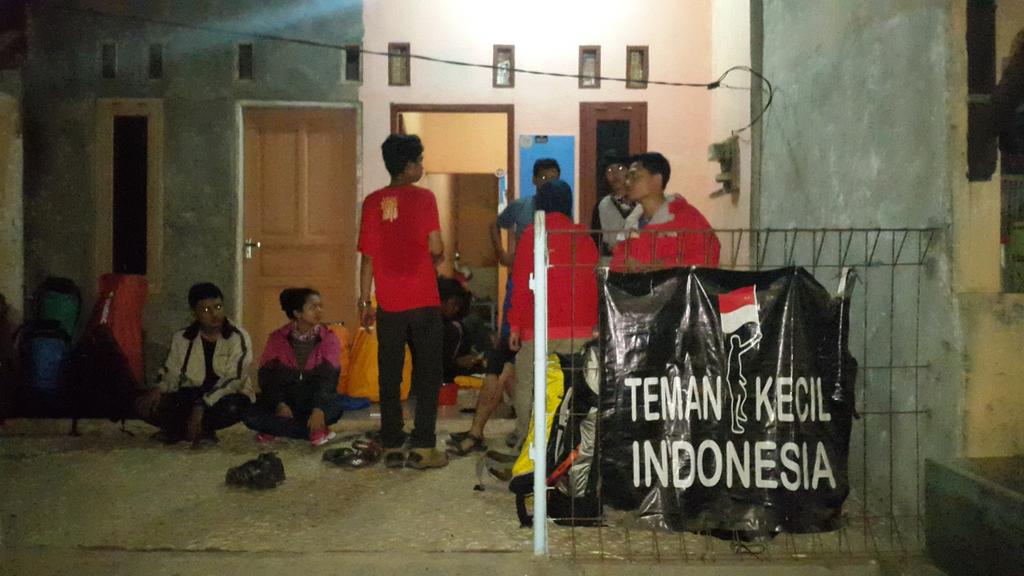 Teman_TKI's tweet photo. Ngetrip dadakan, menyapa tanah pasundan lagi. Bismillah 2821mdpl 🙏 https://t.co/hJI1IUaXd8