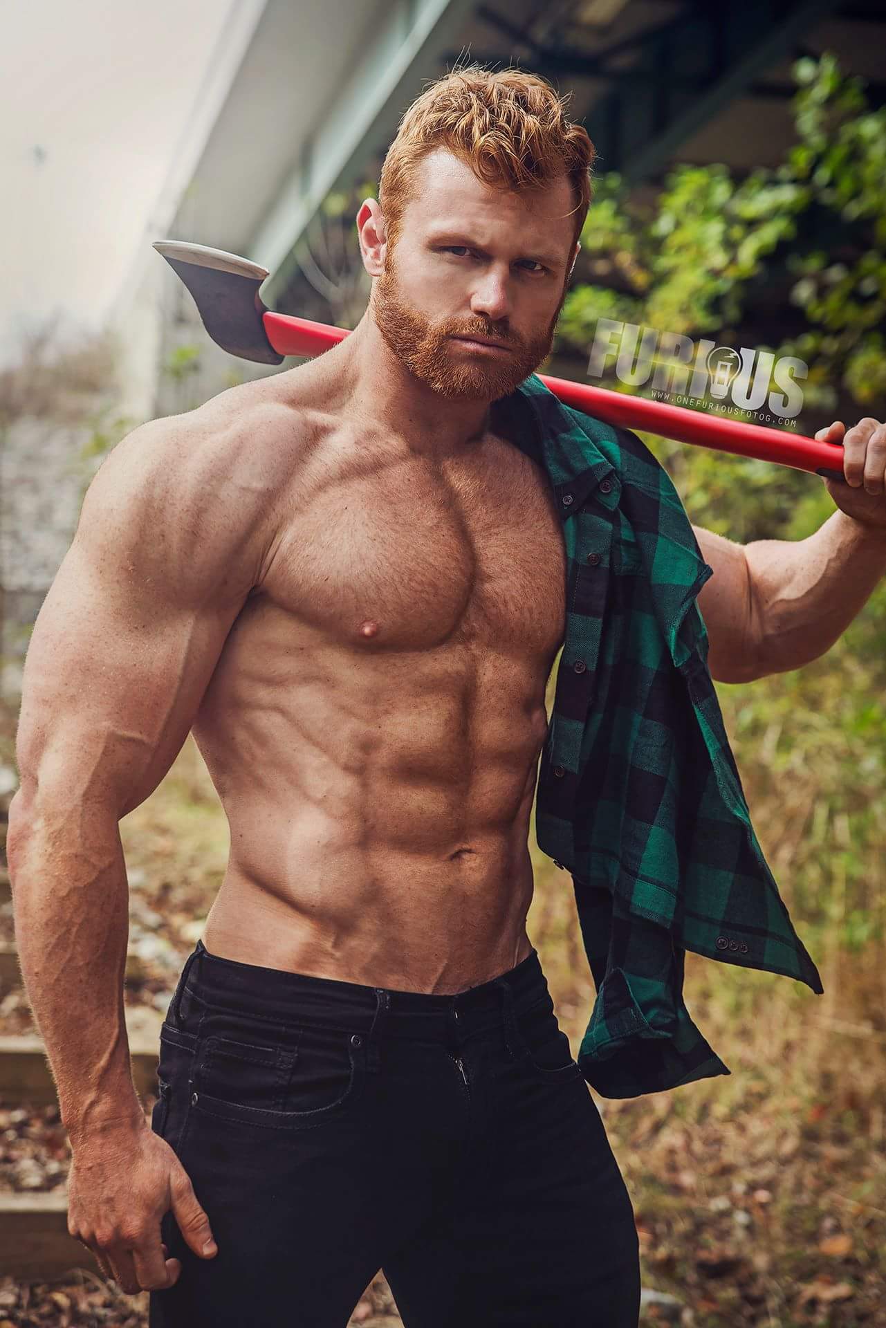 CSlM2-TXAAAN-If.jpg:large