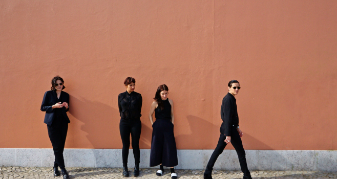 mtviggy's tweet photo. .@Savagesband's new single is best served loud: https://t.co/QUZK3euKiQ https://t.co/xvv78Up2Yr