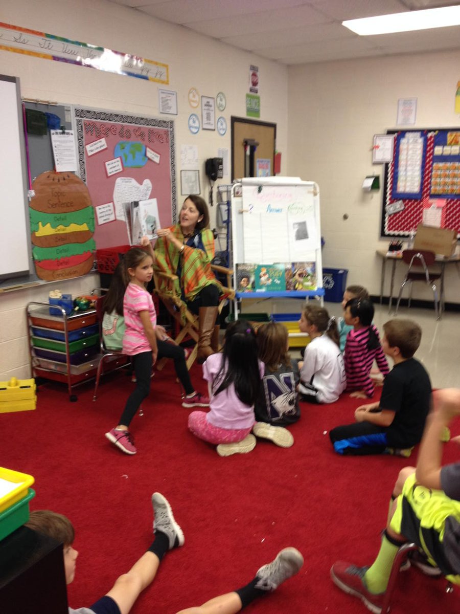 wcsEESah's tweet photo. Mystery Reader! https://t.co/ljDtuVU4zL
