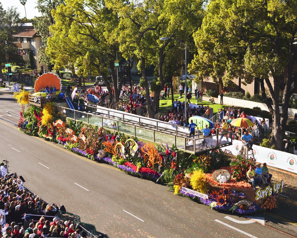 RoseParade's tweet photo. RIP @TillmanSkates, you were and will always be a #RoseParade favorite! More: https://t.co/AA9gdbcbhP https://t.co/2TGpV0hj0c