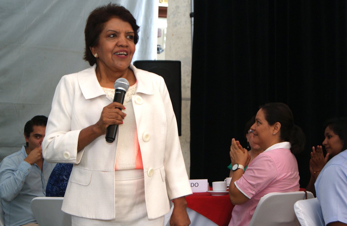 panmorelos_'s tweet photo. @CeciliaRomeroc nos comparte los "Retos de la LXIII Legislatura a 62 años del Sufragio Femenino". https://t.co/eAp1hhJ7Mg