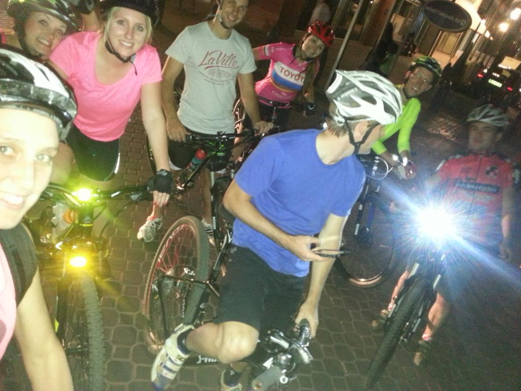 Milly_Mongoose's tweet photo. Crticial mass time yo! @RolingAround @CriticalMassJhb @jhbecomobility #joburgecomobility https://t.co/jMj5Uuys75