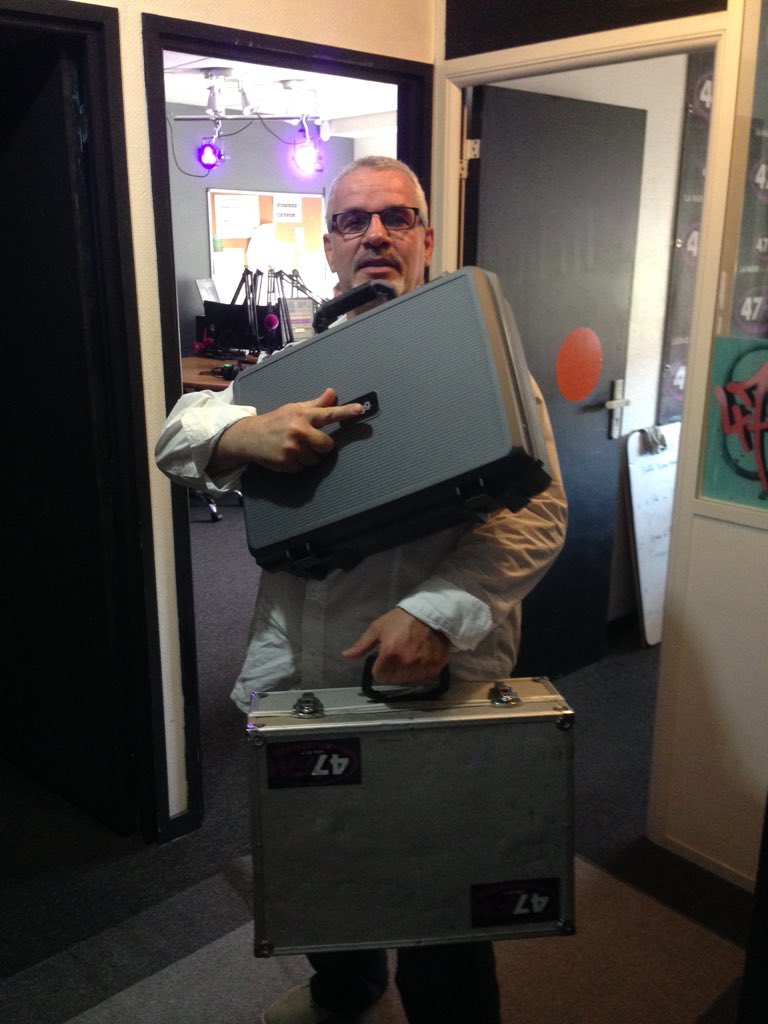 <a href="/TGasc/">thierry gasc</a> est prêt pour #SUASFP #J7Top14 #AllezAgen Cc. @Fran4oi7 <a href="/DolbyEric/">Eric Dolby</a> <a href="/agen_rugby/">Agen Rugby - SUA LG</a> #47fmRadioOfficielledAgenRugby