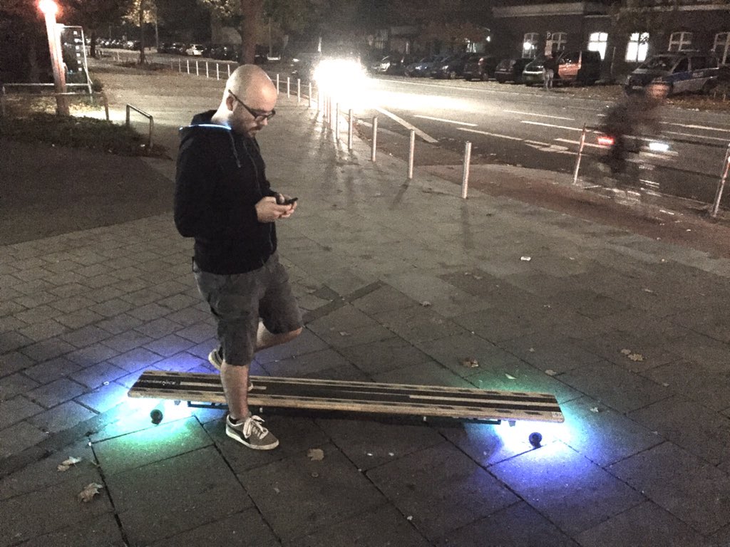 RadwegH's tweet photo. @cm_hh hat einfach die geilsten Teilnehmer #Halloween @CMHarburg https://t.co/be13nn9lUl