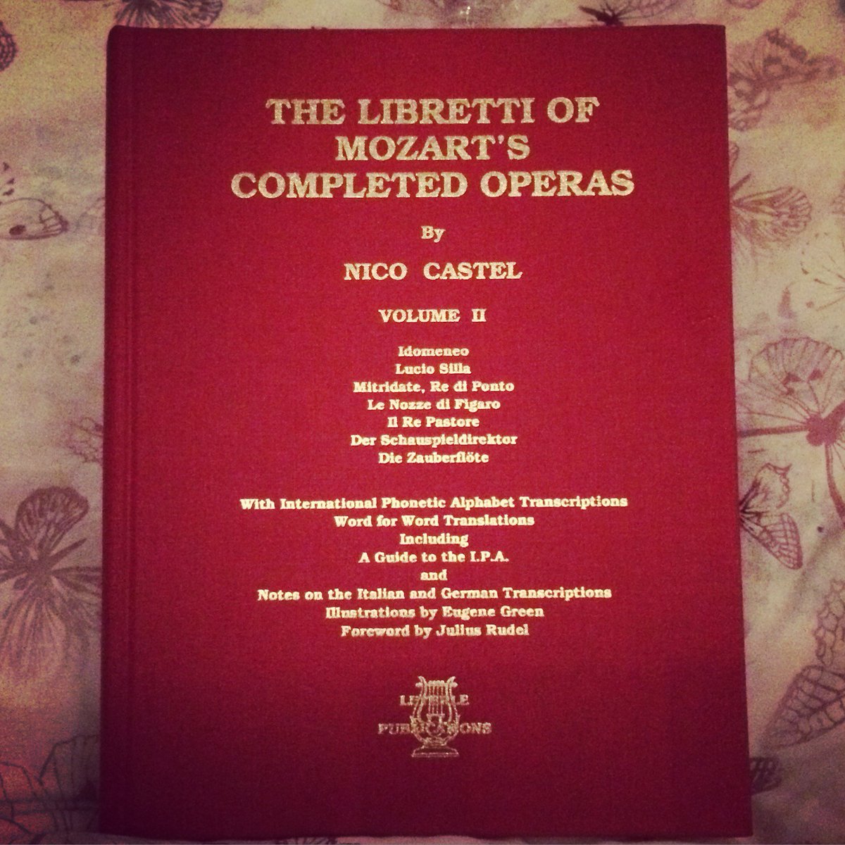 annaweez's tweet photo. Bargain secondhand purchase today.
#NicoCastel #OperaBible #MozartyParty https://t.co/qQdMUPLkf6