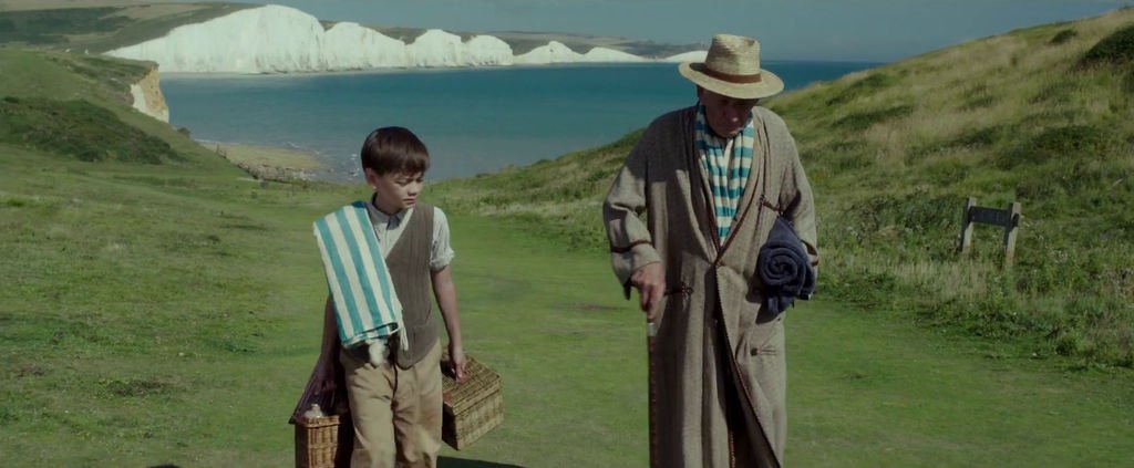 UnderMgzn's tweet photo. ¡Ya es viernes! Nuestro @mBroullon nos recomienda "MR. HOLMES", con el gran Ian McKellen https://t.co/AP6PJKElQL https://t.co/TDDiedXop6