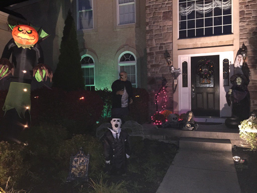tim legler halloween 2020 Timothy Legler On Twitter Lebatardshow Nighttime View Of Legsespn Scare Fest Https T Co X9qyrmoken tim legler halloween 2020
