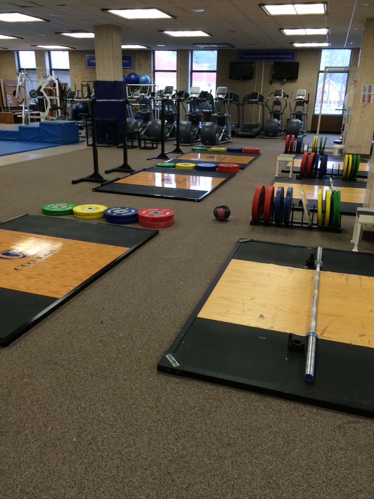 CotterRamblers's tweet photo. Weight room additions complete! New racks, platforms - all better organized! https://t.co/FmgFo7uOwO