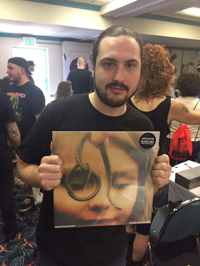 Jake from <a href="/superheavenband/">Superheaven</a> stopped by and literally begged us to take this picture ¯\_(ツ)_/¯