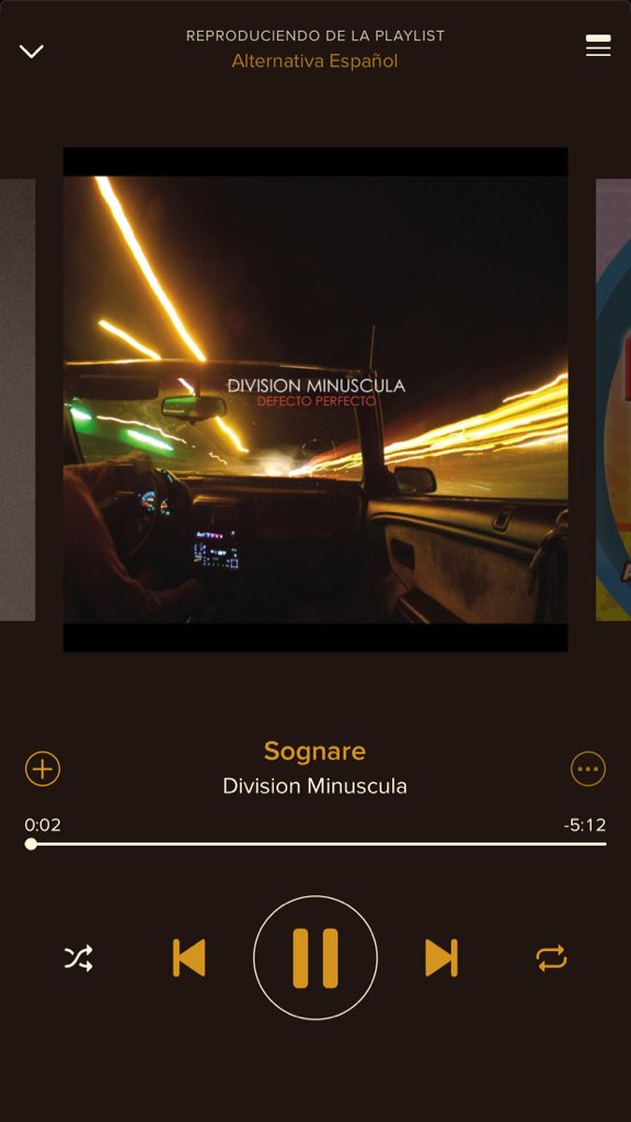 MarioscarGeek's tweet image. #ColorFLow2 con #jailbreak funciona muy bien en #Spotify modifica los colores y se adapta en el carrete a la portada