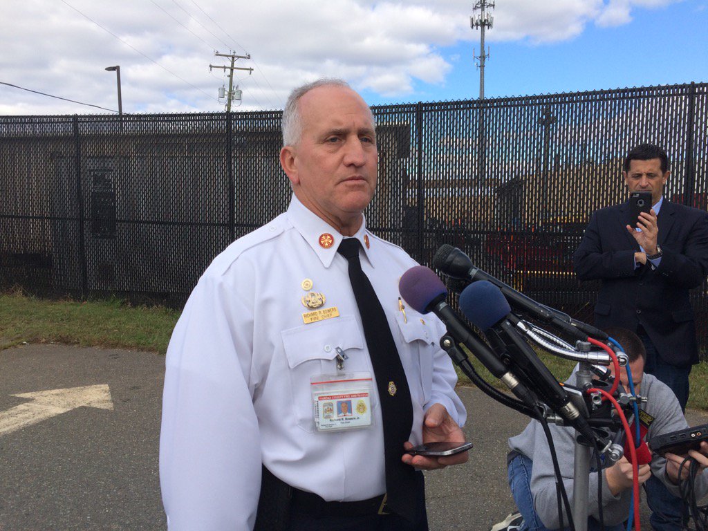 Cust_Service_'s tweet image. fox5newsdc: RT Fox5Wagner: Update-Fairfax Fire Chief says 2 students in serious condition after lab fire. 1 flown …