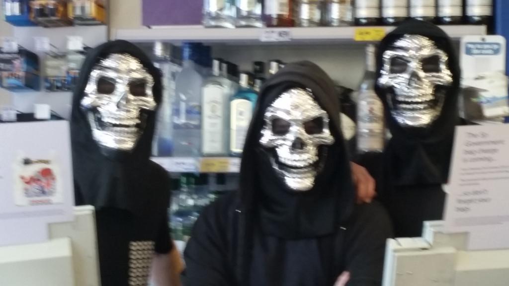 Don't know who is who <a href="/jeanie_hughes/">Jean McCormick</a> <a href="/ziggyhamer/">ian hamer</a>