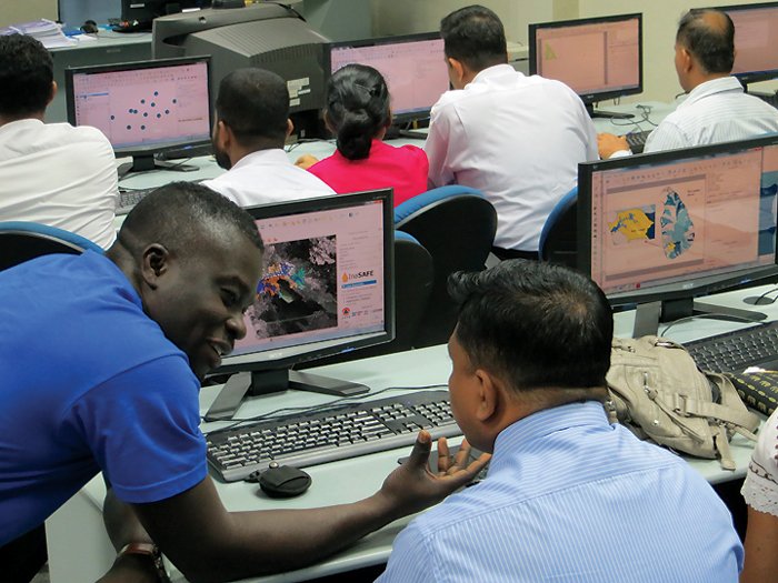 World Bank (@worldbank) on Twitter photo 1,670ppl from 82 countries made 4.5M edits to maps on disasters: wrld.bg/U0Hh9 #mapping <a href="/openstreetmap/">OpenStreetMap</a> 1,670ppl from 82 countries made 4.5M edits to maps on disasters: wrld.bg/U0Hh9 #mapping <a href="/openstreetmap/">OpenStreetMap</a>