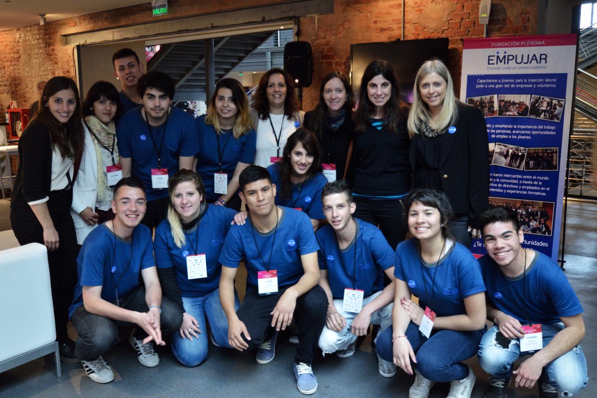 ConnectingArg's tweet photo. Así vivió y compartió @ProgramaEmpujar la jornada de #Connecting2015 Gracias una vez más por acompañarnos! https://t.co/ZkMWqkVEVy
