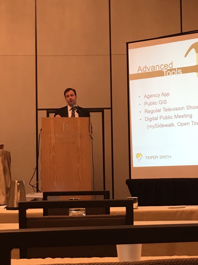PCastro_24's tweet photo. @TripepiSmith presenting at the @MMASC_SoCal Annual Conference. #MMASCelevate https://t.co/4aZWjNIQ5e