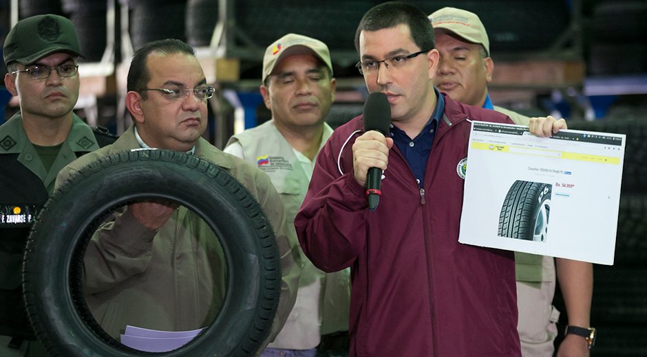 globovision's tweet photo. Incautan más de mil cauchos en Macaracuay https://t.co/TFIzGJk7gX https://t.co/Im6BMQBMx1